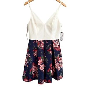 Tease Me Juniors White Floral‎ Print Fit Flare Dress Size 6